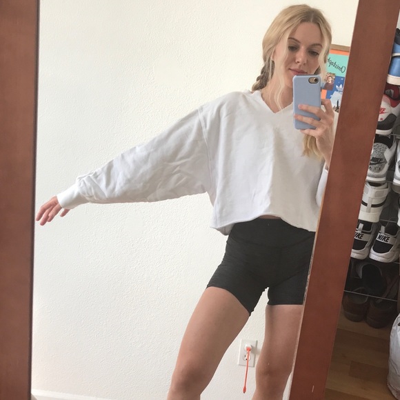 Wild Fable Notched Crop Pullover Sweatshirt - Picture 3 of 7